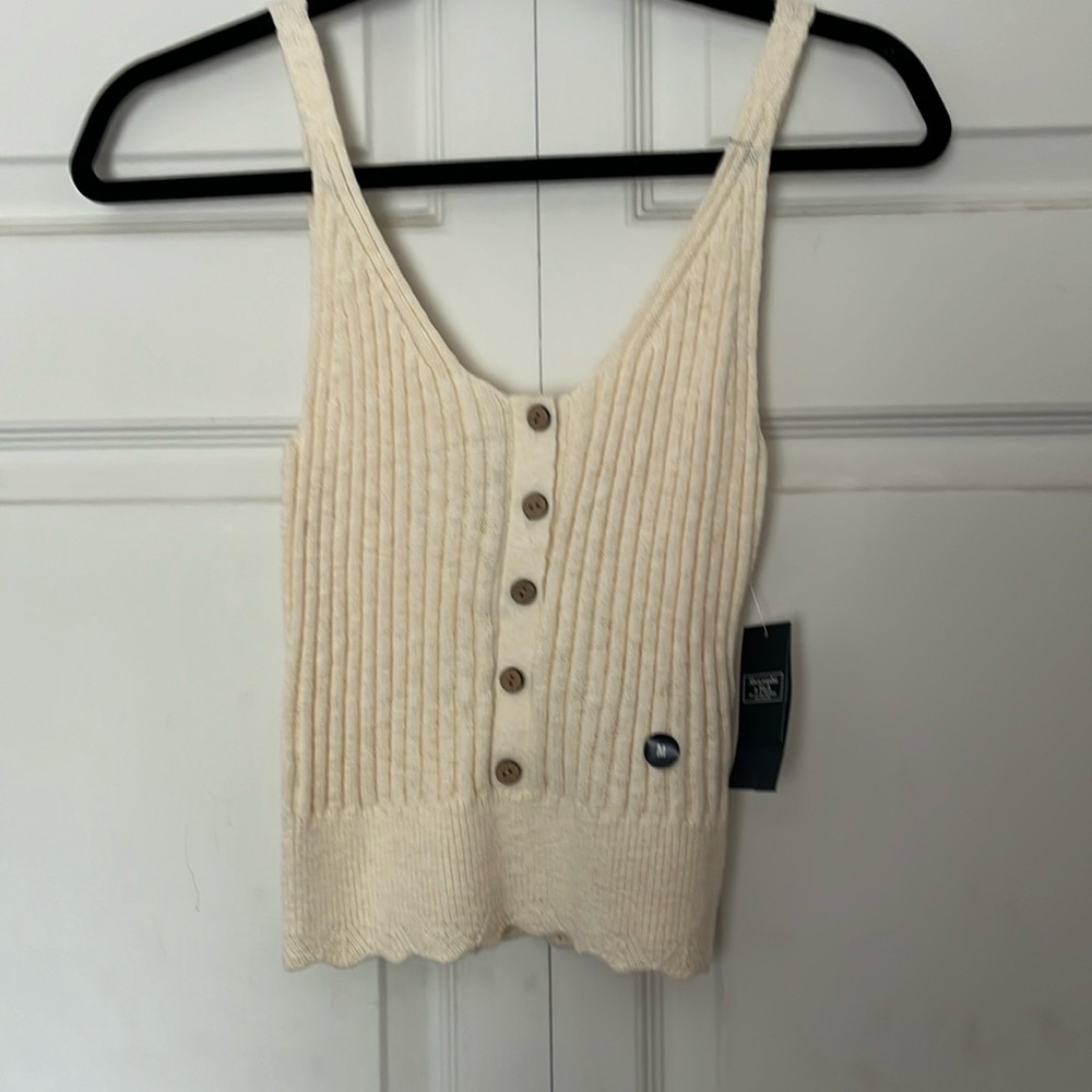 Abercrombie cream sweater tank